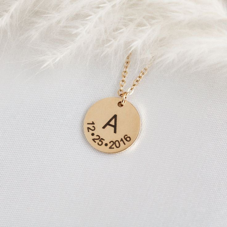 Collar Inicial con Fecha