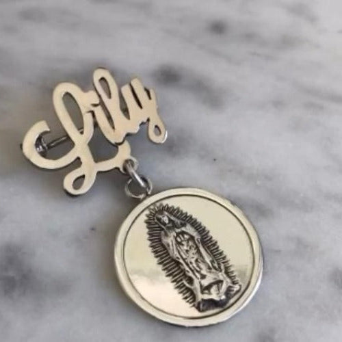 Medalla con nombre para bautizo