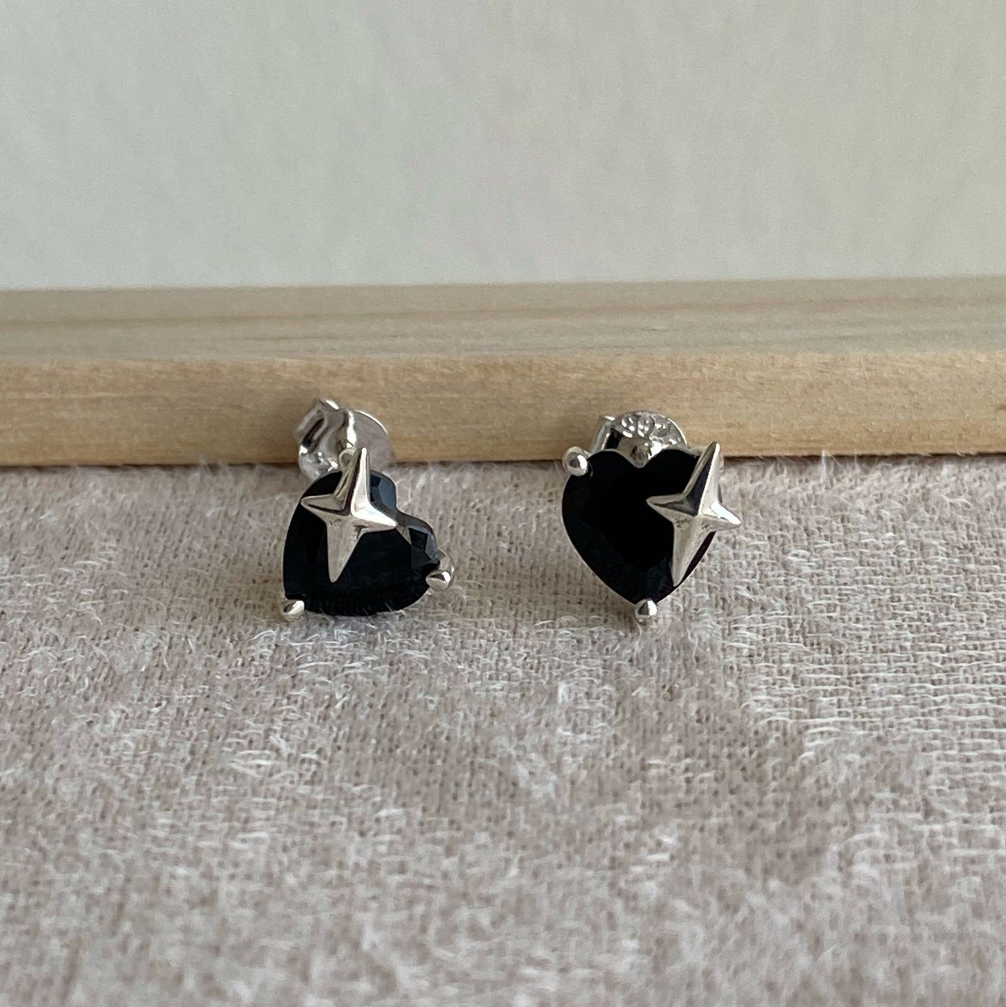 Aretes Black Heart