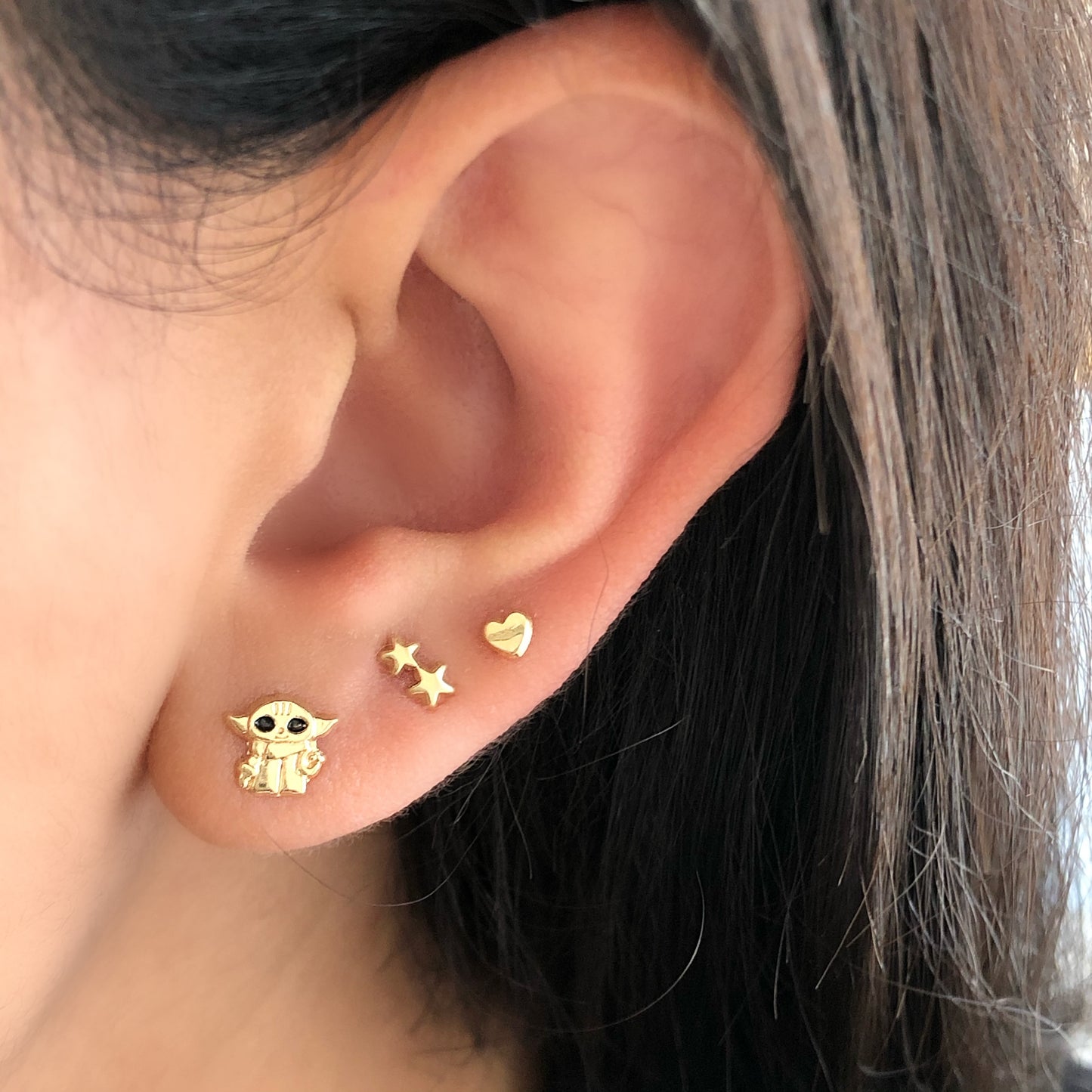 Broquel Corazón Mini Liso Oro 10K