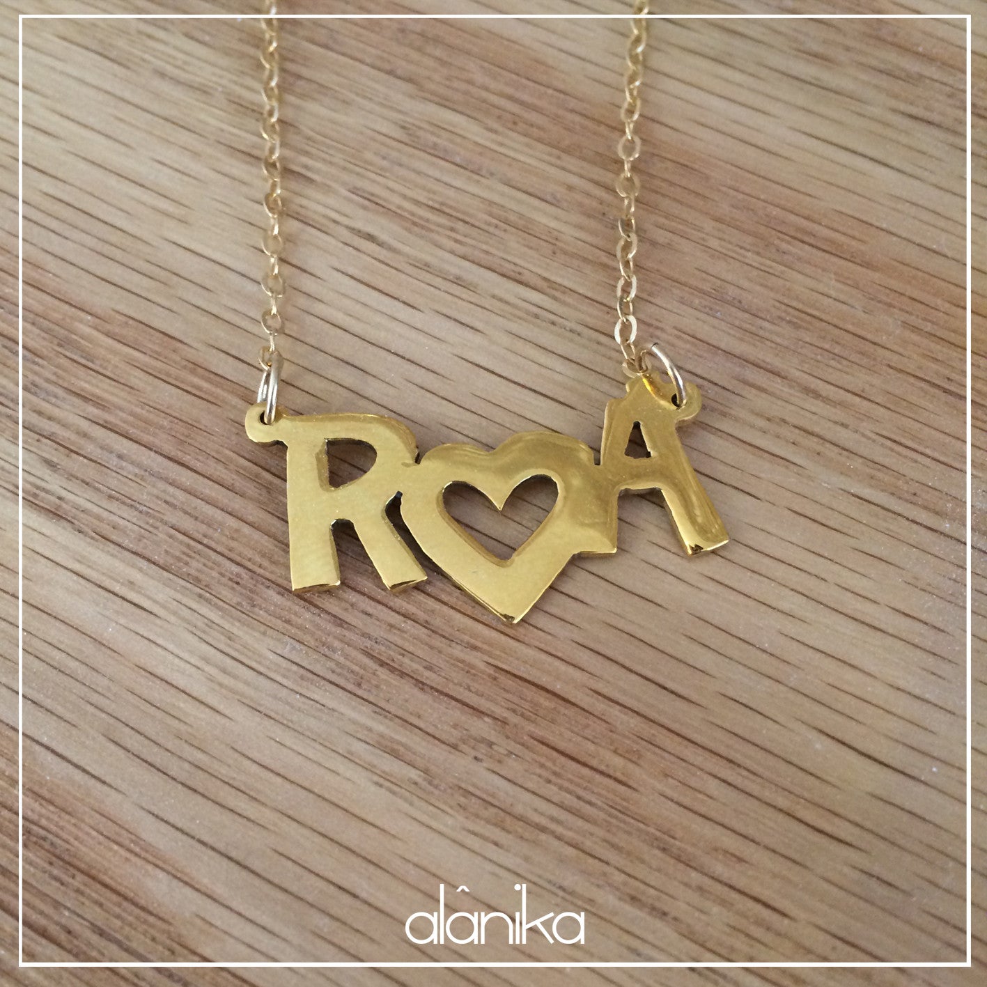 Collar nombre 3 letras