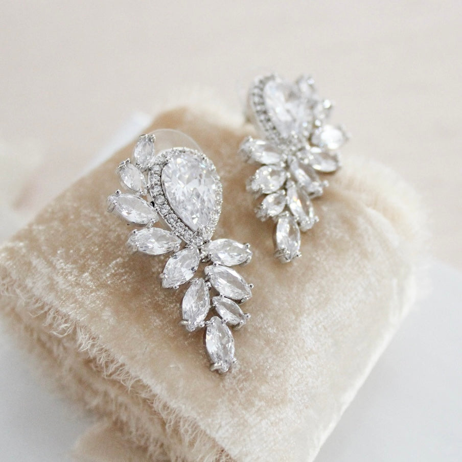 Aretes Angelic