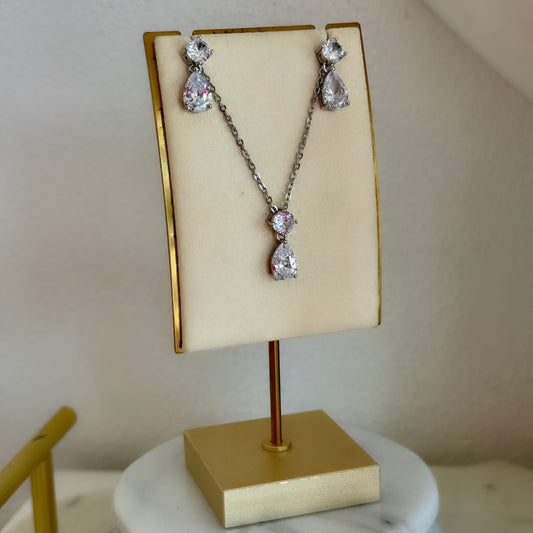 Set Aretes y Collar Alana